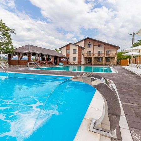 Sofion Hotel&Resort Solotvyno Exterior foto